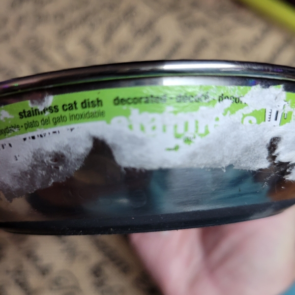 Barely used lot of 2 stainless steel cat food dishes rubber grip on bot - Picture 4 of 5